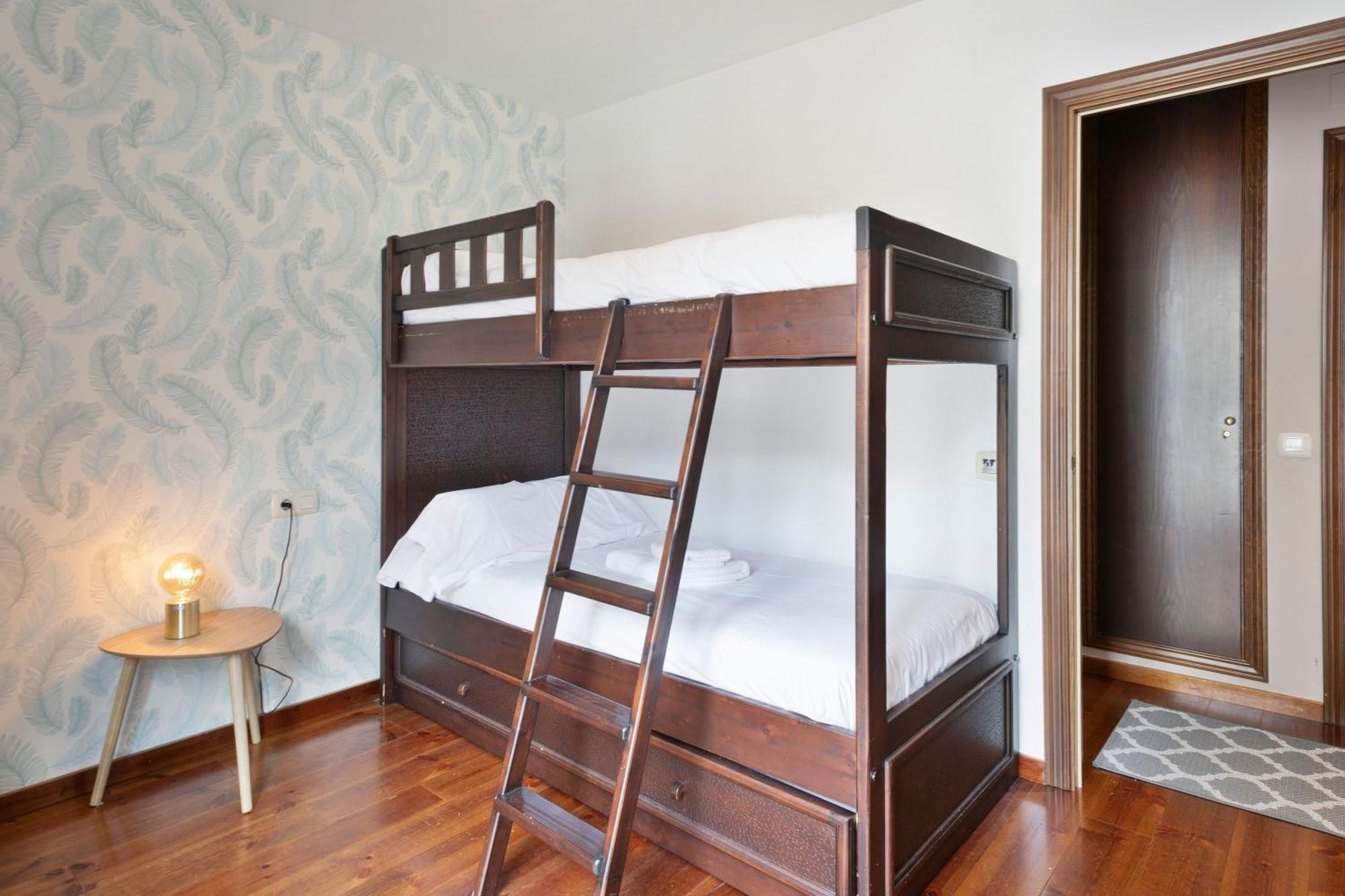Luderna - Apartamento Brinhon Βιέλα Εξωτερικό φωτογραφία